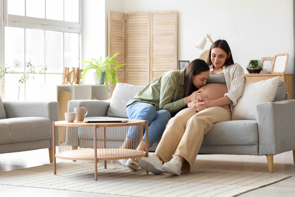 ¿Qué opciones en reproducción asistida tiene una pareja de mujeres para ser madres?