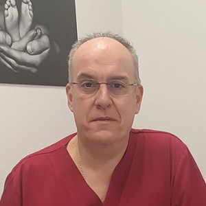 Dr. Andrés Menacho