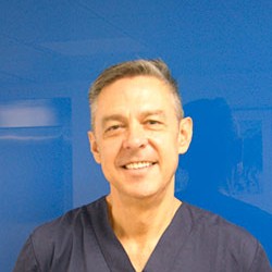 Dr. Manuel Jesús Pérez-Piaya Moreno
