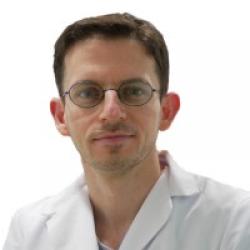 Dr. Santiago Eduardo Novoa